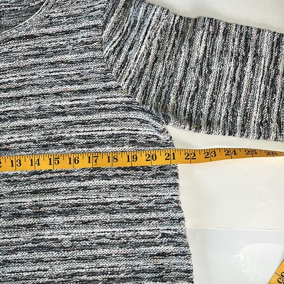LOFT texture knit cotton blend blk pullover crop sweater 3/4 sleeve side slit LG - Picture 11 of 11